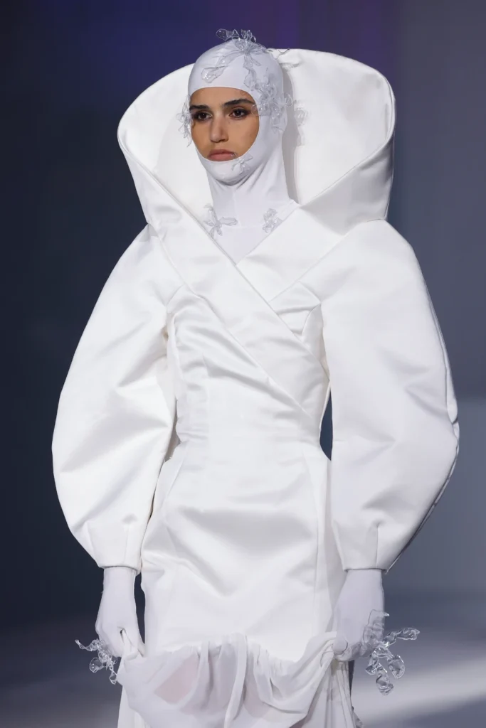 Diseño nupcial de ESDI de Francisca Latapiat en la Barcelona Bridal Night de Barcelona Bridal Fashion Week 2026.