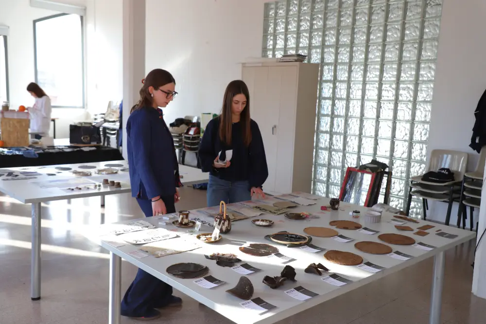 alumnado del Máster en Diseño de Futuros en ESDI trabajando en escenarios prospectivos